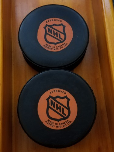 LOT 2 1977-83 CLEVELAND BARONS NHL VICEROY  OFFICIAL GAME PUCK CANADA VINTAGE
