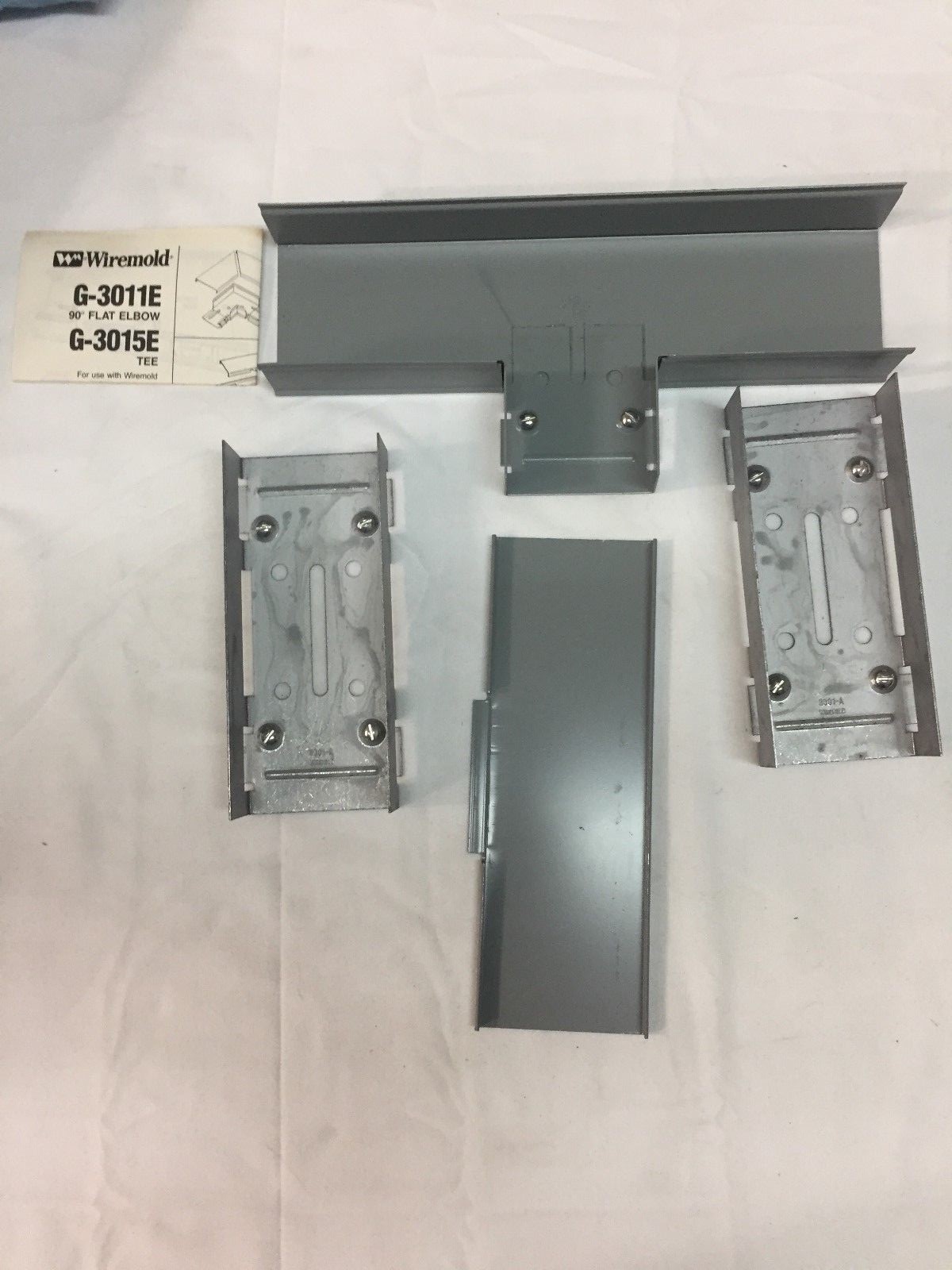 Wiremold G3015E Tee Fitting