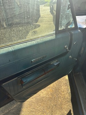 image 18 of interior