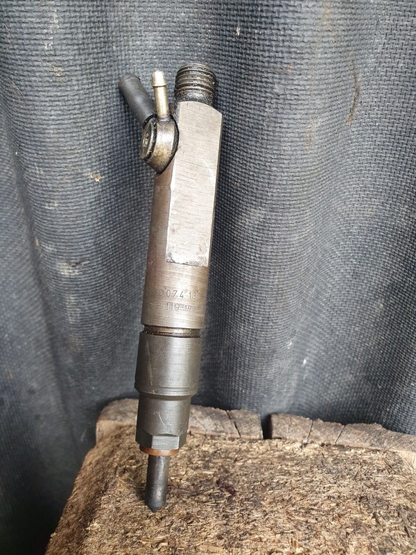 Vw T4  EinspritzdüSe 074130201c 190bar  2,5 Tdi 75kw