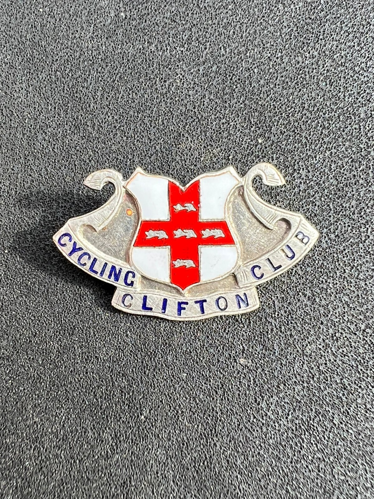 Clifton Cycling Club CC Wheelers Bicycle Bike Cycle Enamel  Lapel Pin Badge