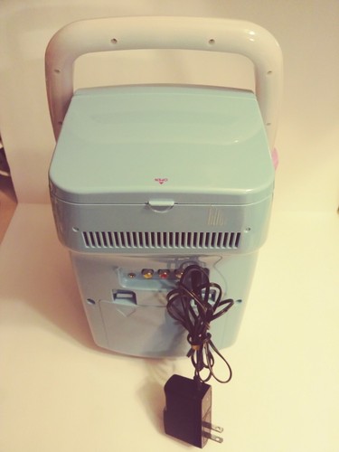 Disney Frozen Elsa & Anna Flashing Light Karaoke Machine & CD player System EUC