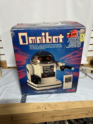 Vintage TOMY OMNIBOT 5402 w/Box, Remote, Tray, Foam Fast Shipping Rare