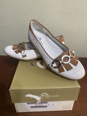 Walter Genuin Jackie Ladies size 6 EU 36 white camel golf shoes NEW in Box