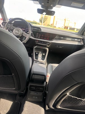 image 4 of interior