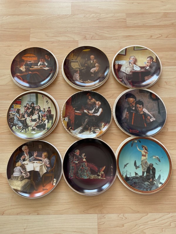 Vintage Norman Rockwell Plates **22 plates, fantastic mint condition!!**