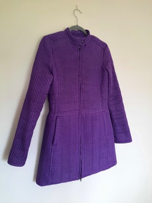Purple Puffer Jacket by Sisley TAGLIA 42 (Italy) with is a Medium / 12 in UK