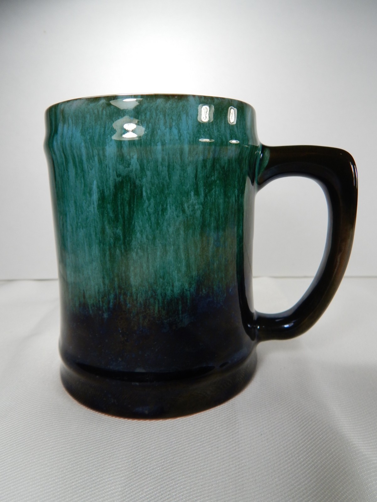Large Blue Mountain Pottery Vintage Mug Tankard. 18oz