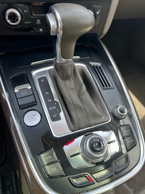 image 3 of interior