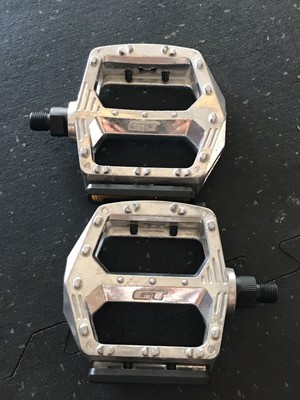 VP 500 Platform bicycle pedals NOS 1//2/" x 20 Tpi thread