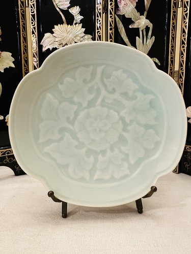 20th Century Japanese Quatrefoil Shape Celadon Plate | eBay