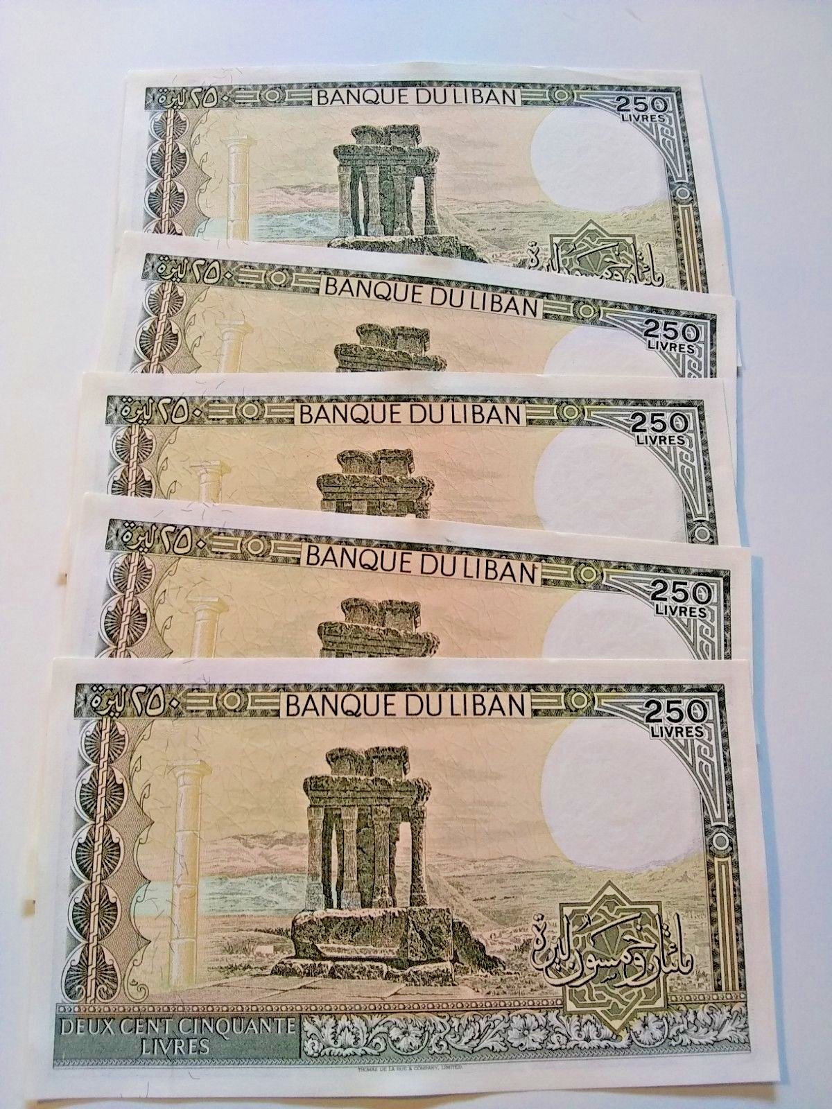 from bundle bank notes X 5 PCS LIRA 1988 P 67 UNC LEBANON 250 LIVRES