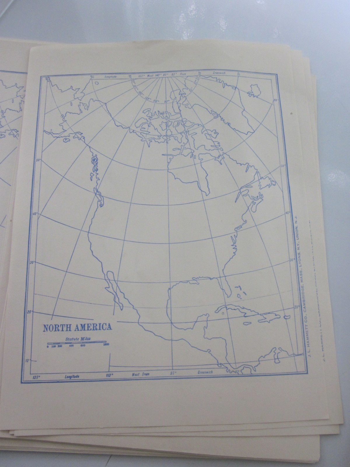 OUTLINE MAP NORTH AMERICA HAMMETT'S DESK OUTLINE MAPS Gr 4-8 +/- 50 MAPS VINTAGE