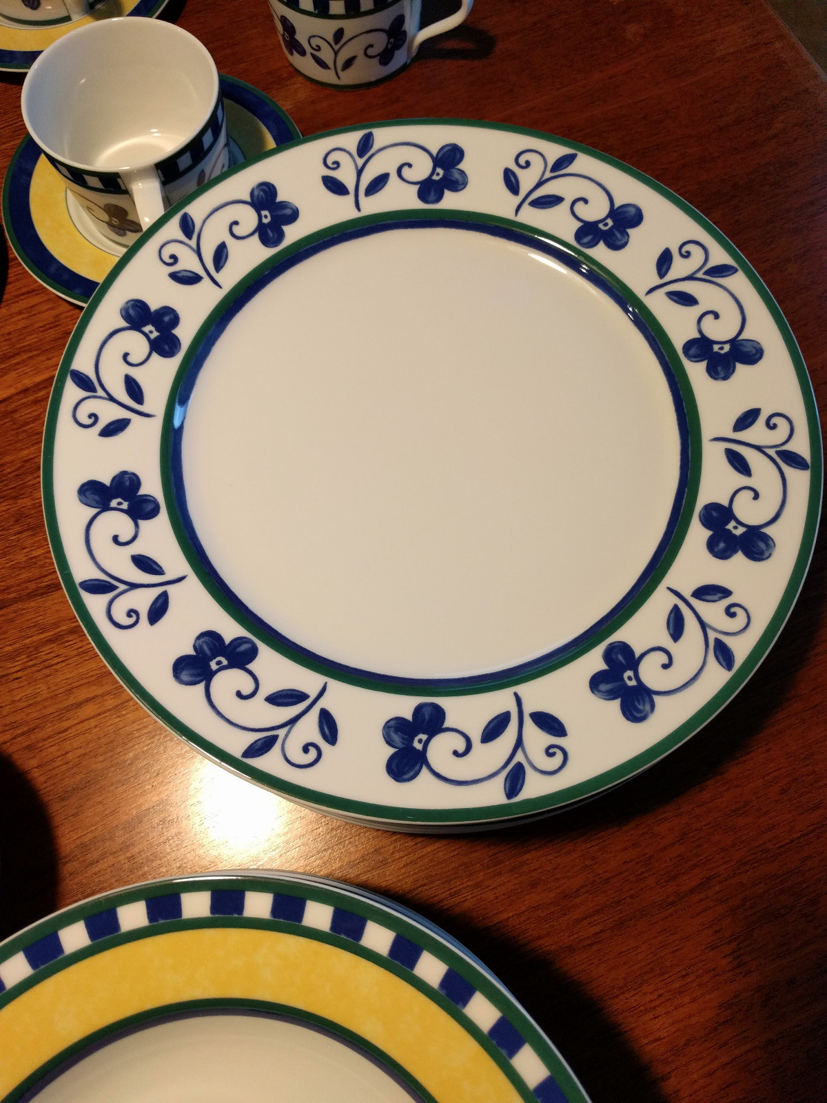 Mikasa Firenze Hand Painted Fine Porcelain China 45 peices EUC SL110 $2000 Value