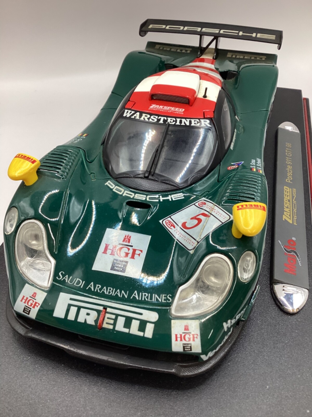 Maisto 1/18 ポルシェ 911 GT1 98　　8/14 Maisto 1/18 ポルシェ 911 GT1 98 8/14 - メルカリ