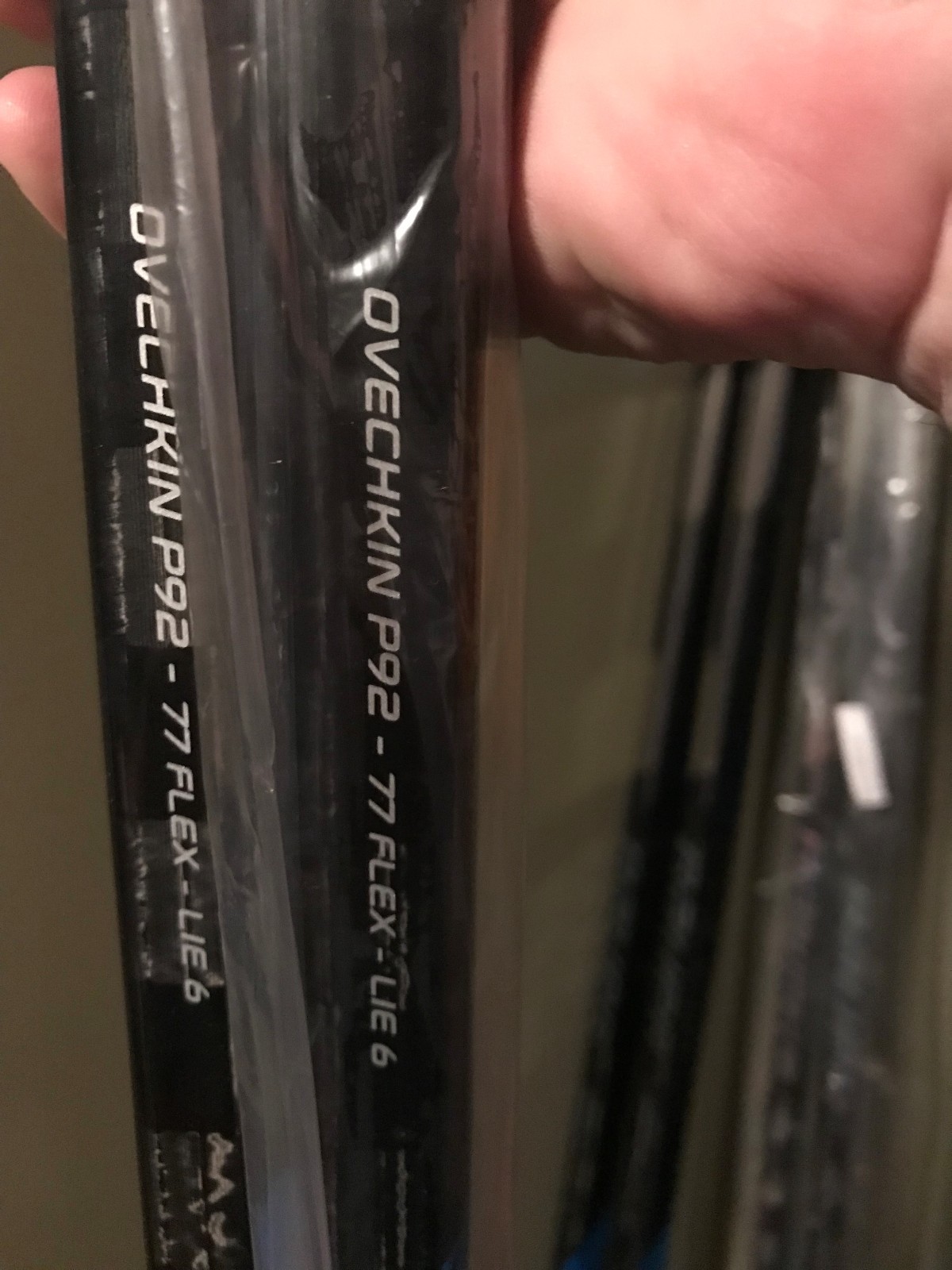 2 brand new in Bags Bauer 1N grip sticks P92 grip Right Handed 77 Flex!!