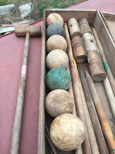 VINTAGE CROQUET SET IN WOODEN BOX 7 mallets 7 balls two stakes wickets Eclipse