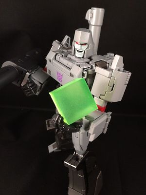 Masterpiece Scale Energon Cubes - Cybertronian Green