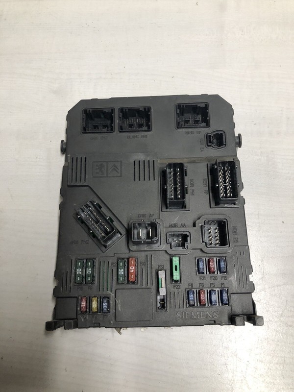 Boitier Bsi Siemens Peugeot 206 Phase 1 - 2002 Diesel  9649627880 R/78645952