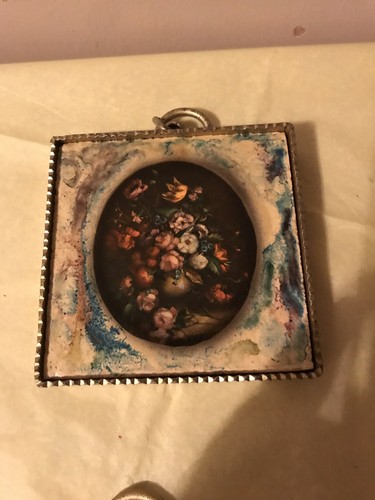VINTAGE SET OF 3 METAL SQUARE FRAME WITH  FLORAL PICTURES MADE IN SPAIN RARE !!