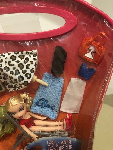 Lil’ BRATZ DOLL 5” CLOE” FASHION TOTE w/ 20 Accessories-New In Box