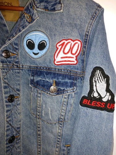 Vintage Carbon woman's Denim Jacket size Small distressed faded embroidered