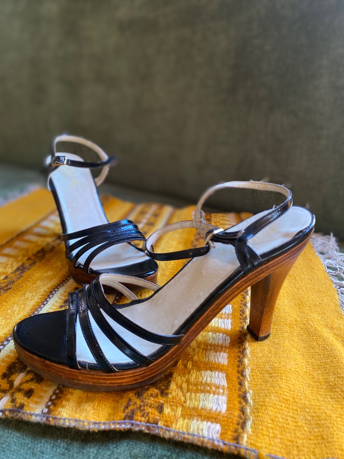 1970's Vintage High Heels | Platform Wood, Patent leather
