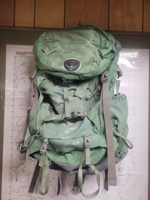 Osprey Ariel 65 Woman s Small Backpack