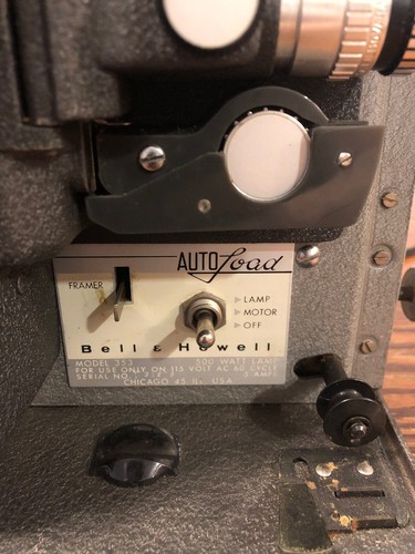 ?Vintage Bell & Howell Autoload 8MM Movie Projector Model 353 ? WORKS!!!
