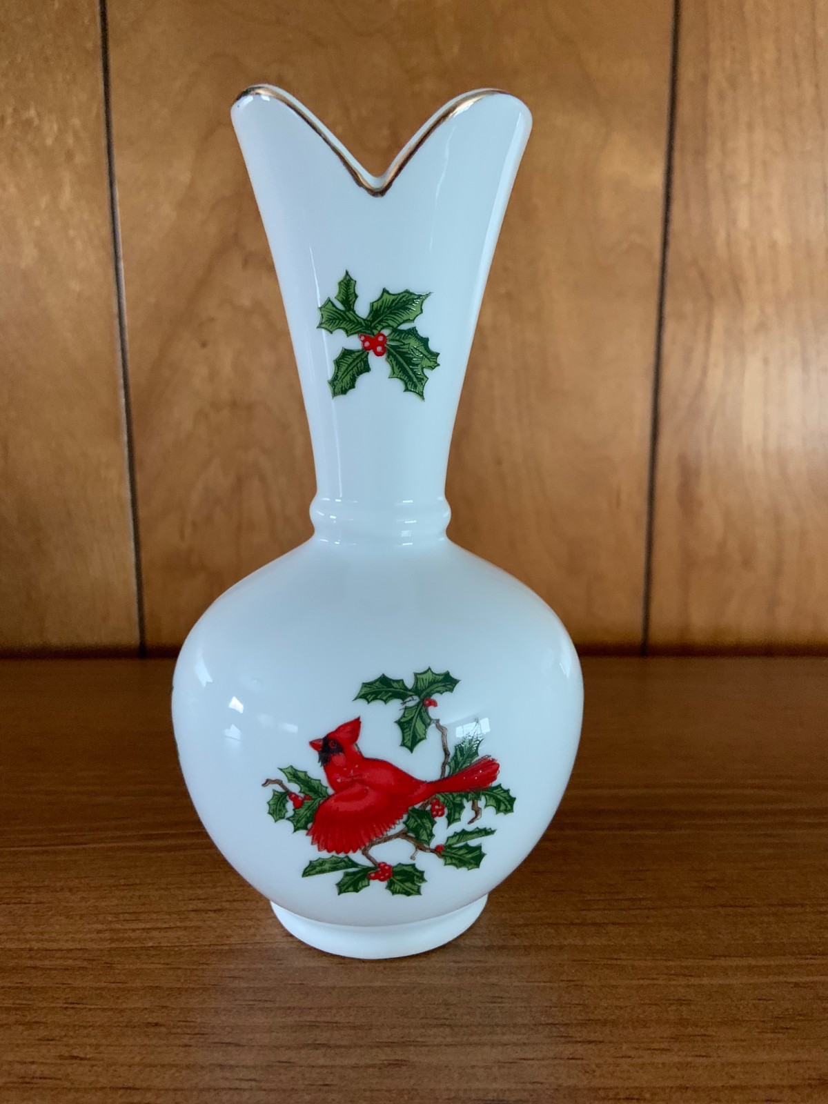 Vintage Lefton Vase 2851 with Cardinals Red Birds Gold Trim Red Label 6.5