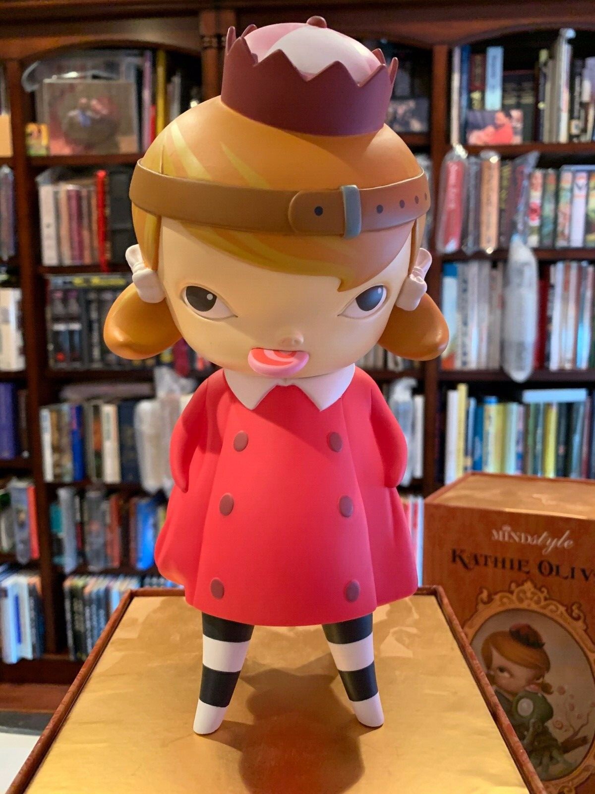 Kathie Olivas フィギュア キャシーオリヴァス キャシーオリヴァス フィギュア