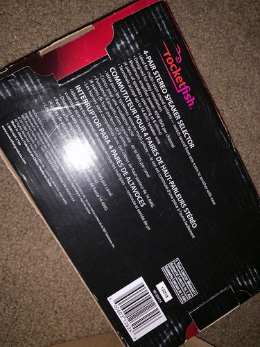 Rocketfish RF-SSVC4 4 Pair Stereo Speaker Selector Brand New