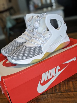 nike air huarache ultra size 7