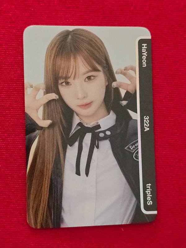 Triples Hayeon D322a Objekt Unscanned