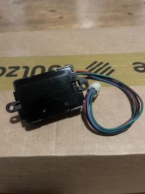 Original DMC DeLorean Britax Vega Uhr Digitaluhr Armaturenbrett 