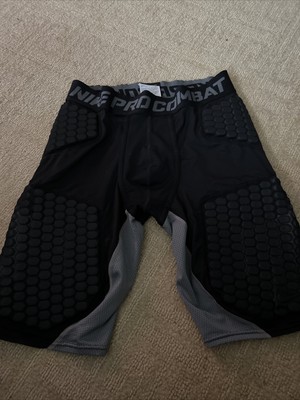 NIKE ナイキ Pro Combat パッド　ウェア バスケットボール Amazon.co.jp: NIKE(ナイキ) プロコンバット スカルキャップ