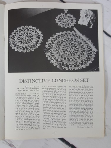 Tatting Doilies & Edgings Edited by Rita Weiss 1980 Original 79 patterns
