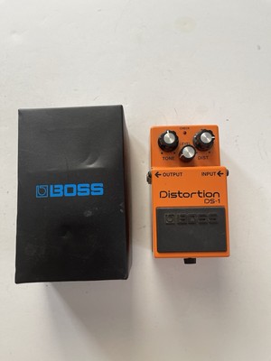Boss Roland DS-1 Distortion Guitar Effect Pedal + Original Box