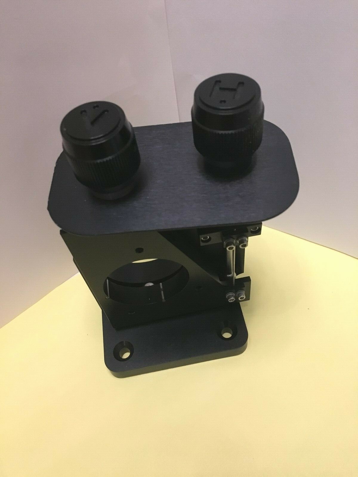 Heavy Duty Vertical Drive Optical Mount
