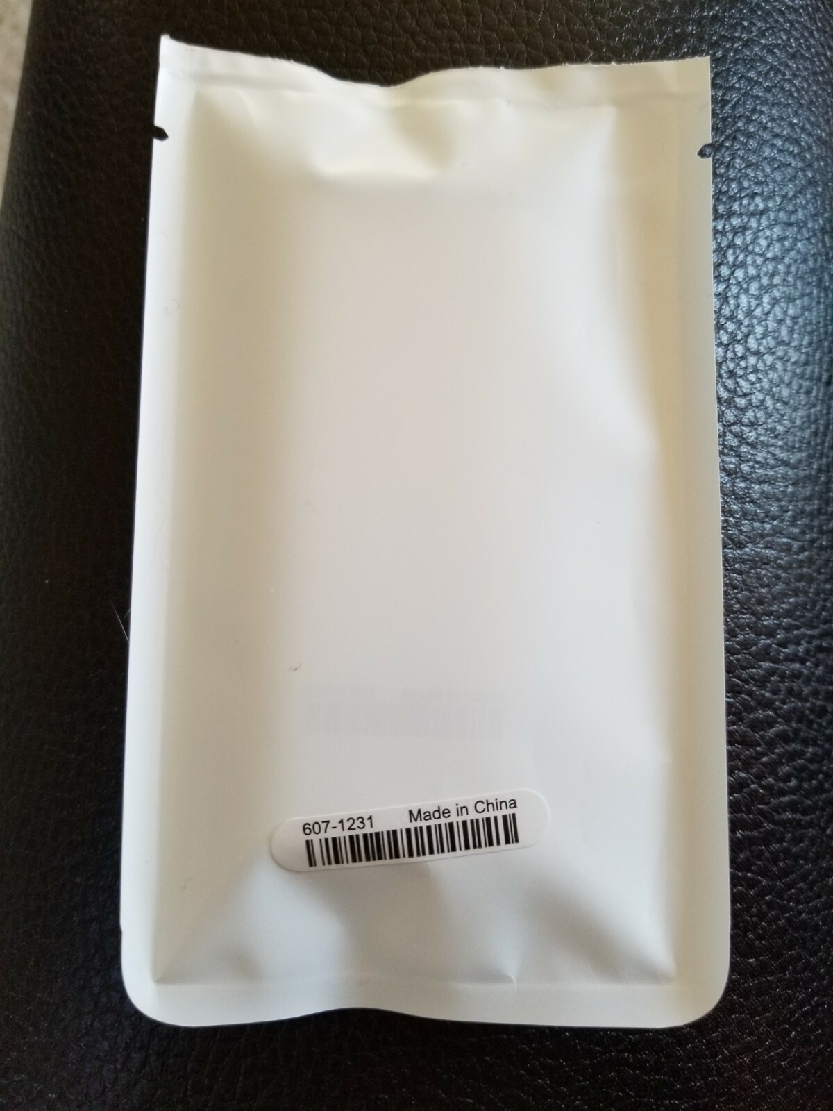 APPLE A1156 Wireless Remote Control White 607-1231 iPod MAC *BRAND NEW SEALED*