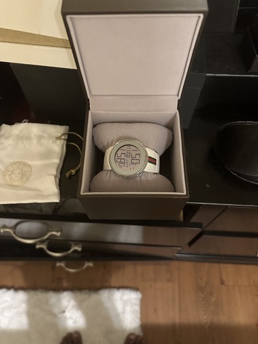 i-gucci ホワイト（ YA114214） Unique White & Black Diamond Gucci Watch For Men 5.25 Carats