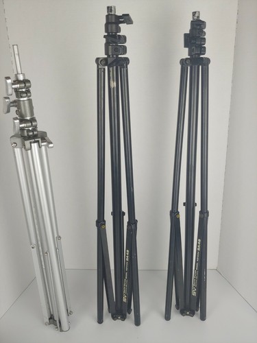 Mole Richardson 1250 watt molefay & 2 650w studio light set with stands and case