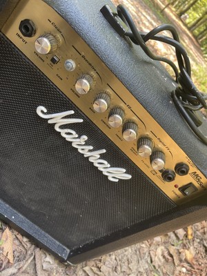 Marshall MG15CDR 15 Watts Guitar Amp Amplifier MG Series