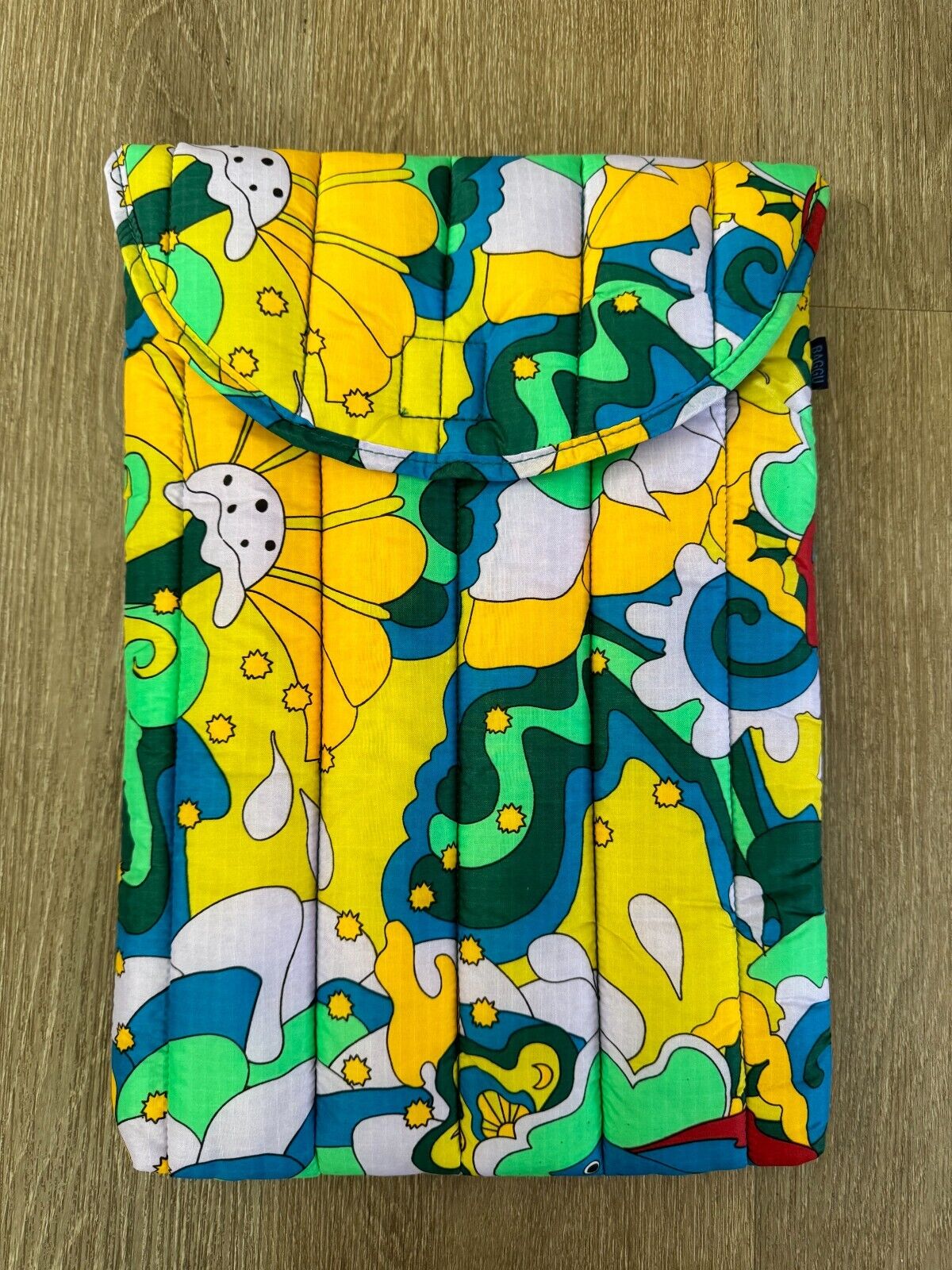 BAGGU Exclusive Zodiac Pisces Retired Puffy Laptop Sleeve 16 BAGGU Exclusive Zodiac Pisces Retired Puffy Laptop Sleeve 16
