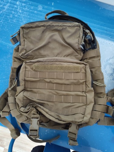 米軍実物 USMC FILBE MOLLE アサルトポーチ　Eagle　04 米軍実物 USMC FILBE MOLLE アサルトポーチ Eagle 04 USMC FILBE