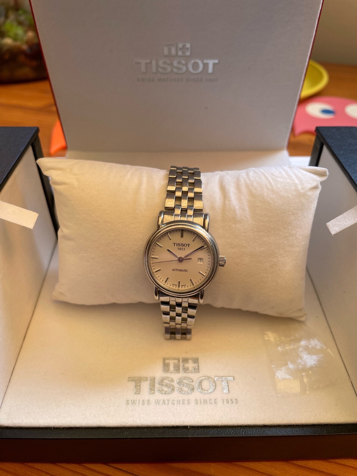 tissot 1853 sapphire crystal watch ladies