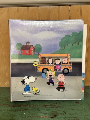Vintage 1971 Plymouth Peanuts Snoopy School Bus Vinyl 3 Ring Binder & 3 Folders