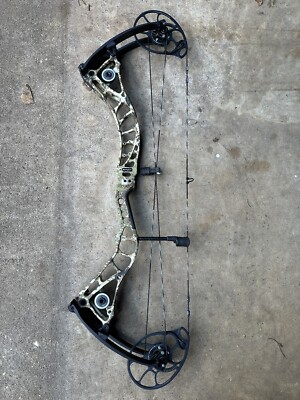 Bowtech Archery SR350 Bow Hunting 70lbs 30'' - Sitka Subalpine Riser/black Limbs