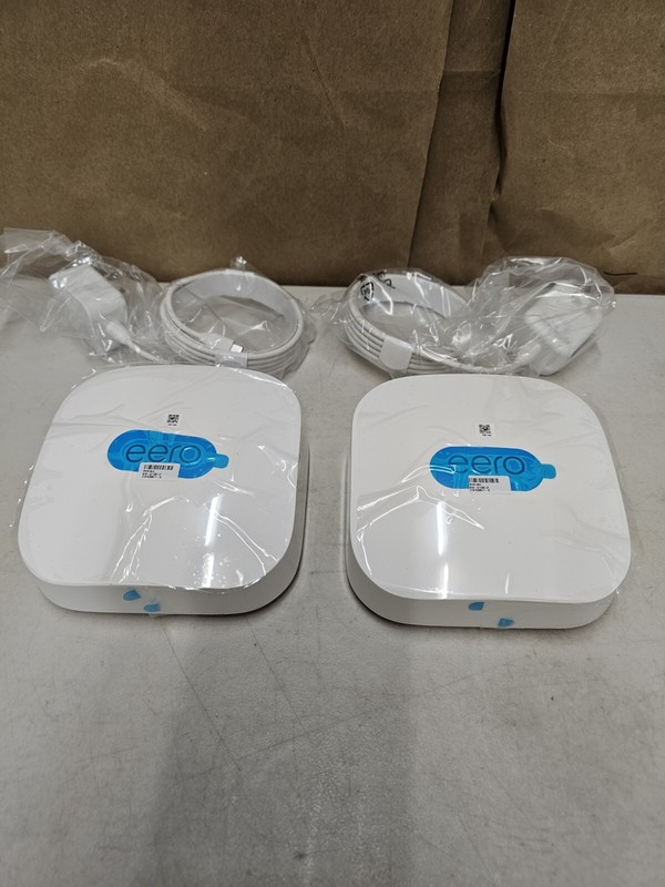 Eero Pro 6E Tri-Band Mesh Wi-Fi 6E S010001 brand new