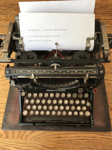 置物 Underwood Standard Typewriter No.5 Underwood Standard Typewriter No.5 Circa 1917 for sale at